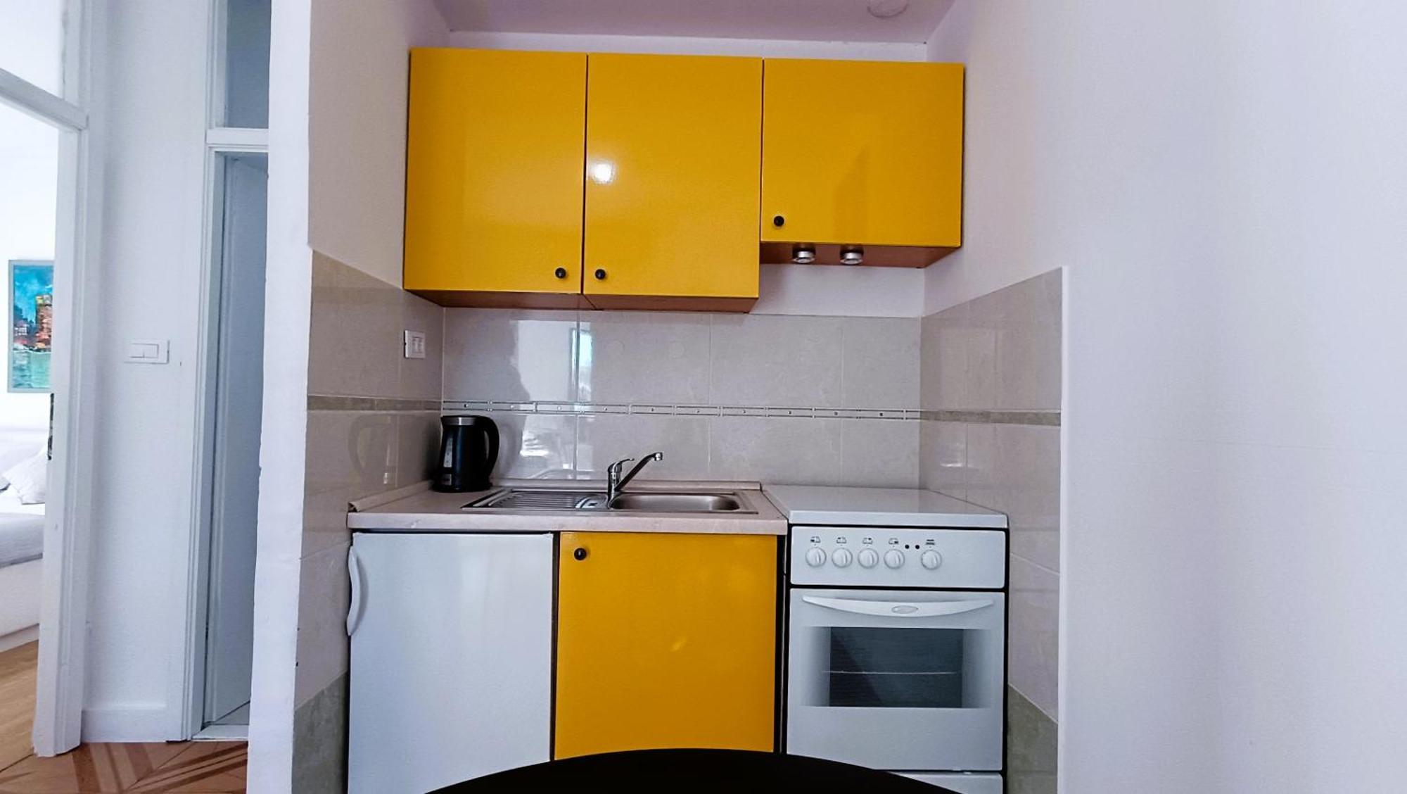 Apartments Ella Makarska Eksteriør billede